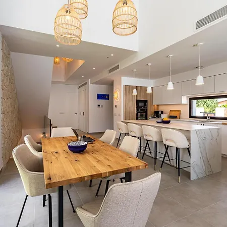 Albir Albatros Альбир